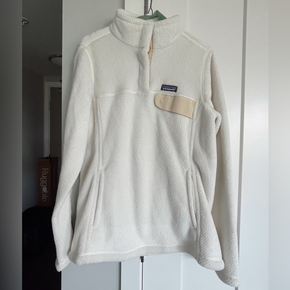 Patagonia Women's Cream Fleece Pullover